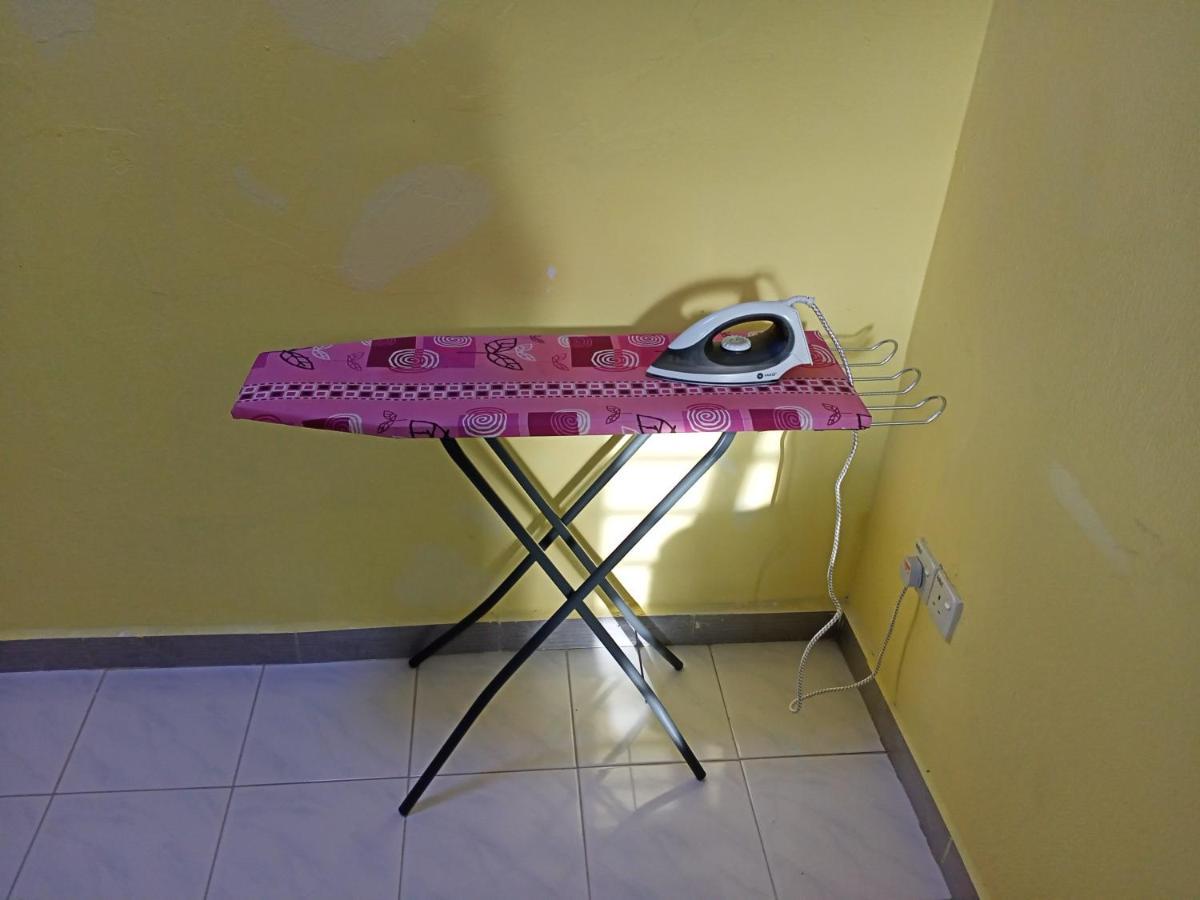 Holiday Home Bagan Lalang 5 Aircon Kampung Bagan Lalang Eksteriør billede